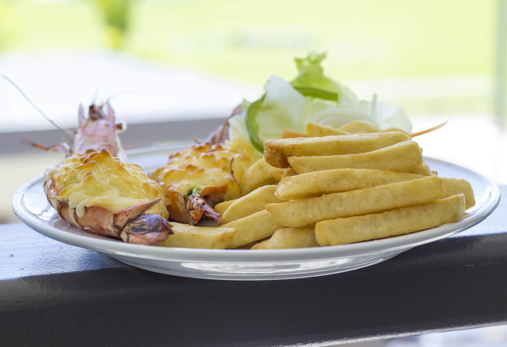 Omili Crossroads Hotel Lae מראה חיצוני תמונה